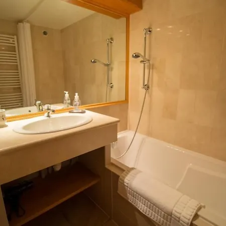 Chalet Clearmount With *